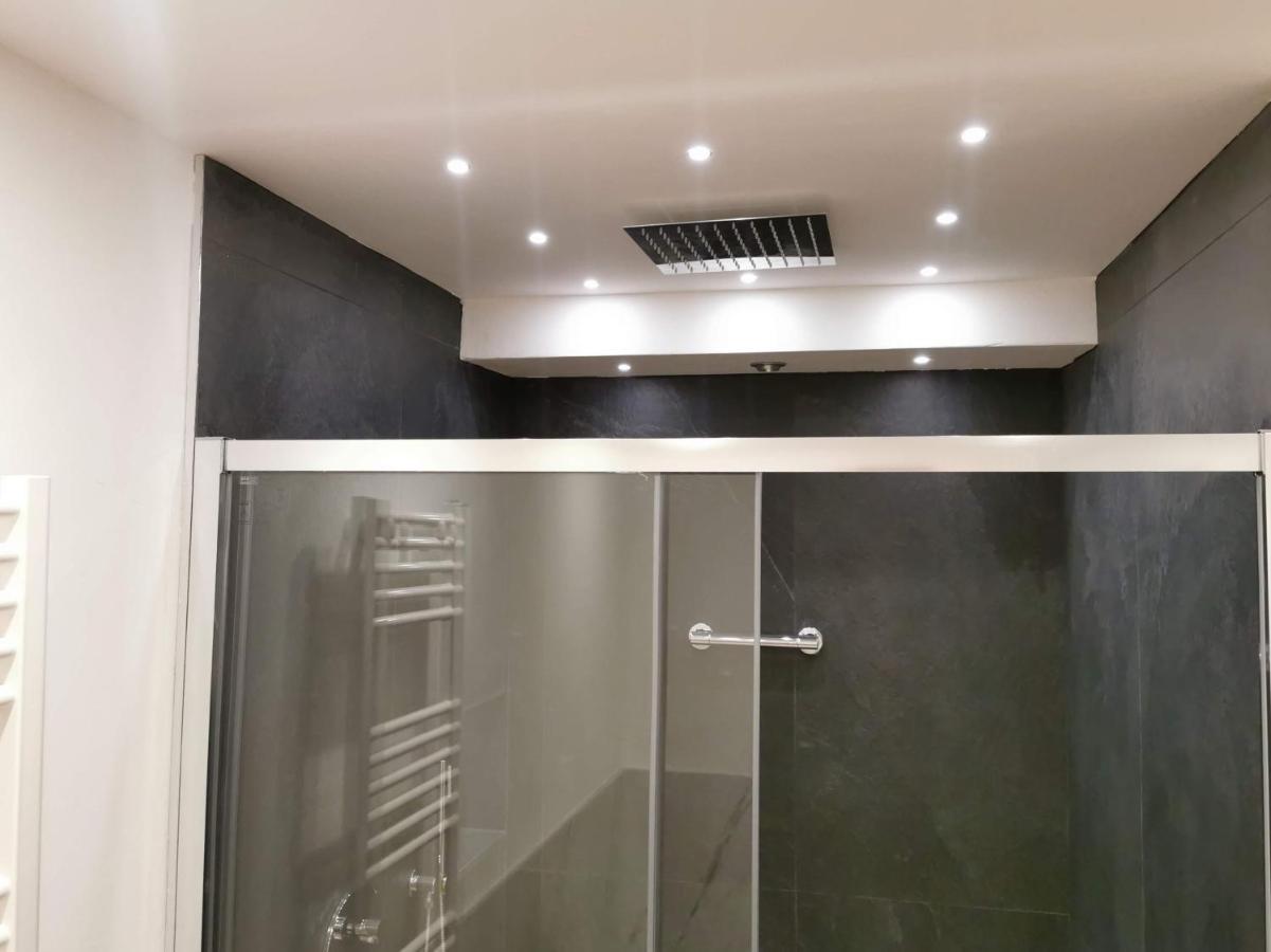 Pergolesi Apartment *